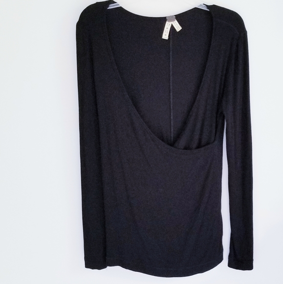 Free People Tops - Free People black crossover rayon blend top XS